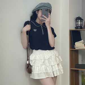 T-shirt pour femme fabriqué au Vietnam, 65% coton/35% polyester, écologique, respirant, coupe ajustée compressée, col en V, boutonné, style coréen - Product Image 1