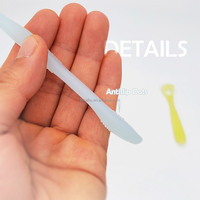 Nettoyant buccal pour bébé en silicone souple double face antidérapant, gratte-langue portable, couleur personnalisée, emballage individuel