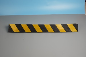 Protection murale réfléchissante de sécurité pour parking, garde-<span class=keywords><strong>coin</strong></span> en caoutchouc à angle droit de 1,2 mètre - Product Image 2