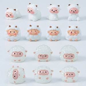 Figurines en gros en résine, moutons miniatures, ornements artisanaux, mini décorations, breloques de porte-clés, accessoires, agneaux de dessin animé Manxuan - Product Image 1