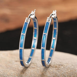 Pendientes de Aro Plateados con Incrustaciones de Ópalo Azul, Diseño Geométrico Clásico, Joyería para Uso Diario de Mujer - Product Image 3