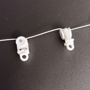 Glissière pour <span class=keywords><strong>rideau</strong></span> à plis ondulés en S pour rails de rideaux électriques automatiques motorisés - Product Image 1
