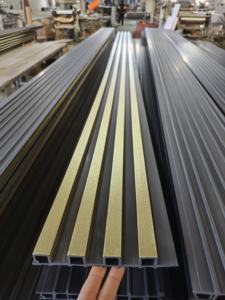 168*24mm Wpc Panneau Fourniture Prix <span class=keywords><strong>de</strong></span> Gros Revêtement Mural Extérieur Pvc <span class=keywords><strong>Plaque</strong></span> Décorative Pvc Panneau Mur - Product Image 5