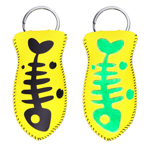 Portachiavi Galleggiante in Neoprene a Forma di Pesce, Personalizzabile con Logo, Vendita all'Ingrosso - Product Image 1