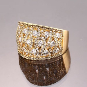 แหวนผู้หญิงขายส่งทันสมัยพร้อมขายปลีก เครื่องประดับเพชรคิวบิกเซอร์โคเนียสุดฮิต ผู้ผลิตจากจีนโดยตรง แหวนชุบทองไม่ลอก - Product Image 3