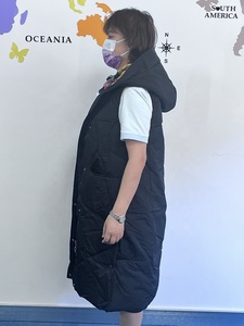 कस्टम लंबी रजाई बना हुआ बनियान मैक्सी लंबाई Puffer बनियान Gilet गद्देदार कोट मोटी Hooded बिना आस्तीन सर्दियों महिलाओं Puffer जैकेट बनियान - Product Image 5