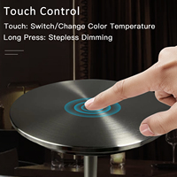 Lampe de table moderne décorative rechargeable à LED sans fil en métal avec commande tactile, lampe de table portable pour restaurant et hôtel