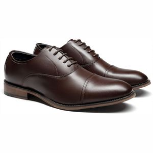Zapatos Unisex de Cuero Marrón, Transpirables, de Calidad, con un Atractivo Atemporal, para Todas las Temporadas, Elegancia y Durabilidad - Product Image 1