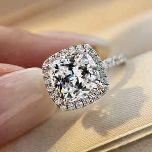 Anello Scintillante per Donne, Gioielli Eleganti alla Moda, Vendita all'Ingrosso - Product Image 1