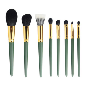 Juego de 8 Brochas de Maquillaje de Pelo Sintético Natural de Cabra, Mango de Madera Verde, Virola Dorada, Brochas para Polvo Facial - Product Image 1