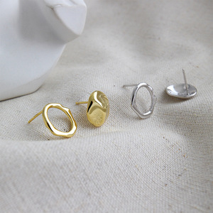 Ultimi <span class=keywords><strong>Orecchini</strong></span> a <span class=keywords><strong>Cerchio</strong></span> in <span class=keywords><strong>Argento</strong></span> Sterling 925 con Design Geometrico Irregolare alla Moda - Product Image 2