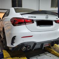 Pièces automobiles en fibre de carbone sèche noire W205 C43 Coupé AMG Kit carrosserie Garniture de ventilation Canards de pare-chocs arrière pour Mercedes Benz 2019-2023