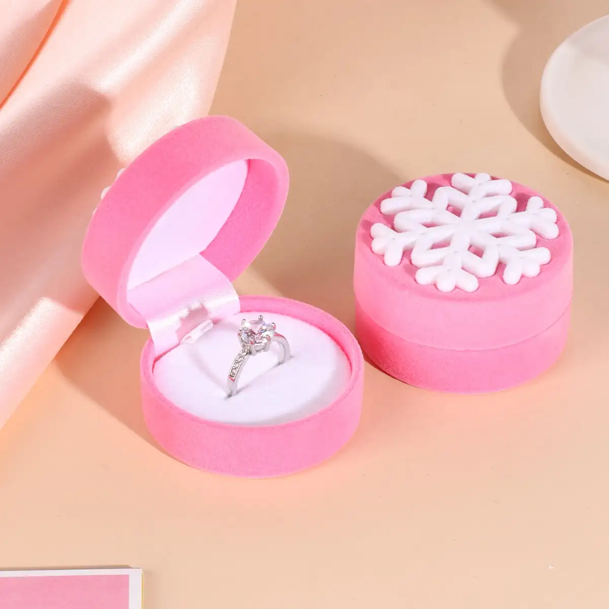 Olai Hộp Bao Bì Quà Tặng Trang Sức Bằng Nhung Đổ Xô Nhẫn Nhựa Màu Hồng Trang Trí Tuyết Valentine Sang Trọng