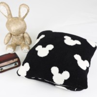 Benang bulu Mickey Mouse bantal lempar, bantal dekoratif lembut dengan pola Mickey yang menyenangkan untuk Sofa dan dekorasi rumah