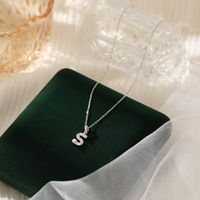 Bijoux de couple en argent sterling 925, pendentif avec perle, lettre de A à Z, collier d'amour initial