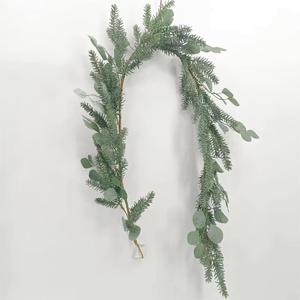 Guirlande de feuilles d'eucalyptus et de cèdre artificielles en rotin, nouvelle décoration suspendue - Product Image 6