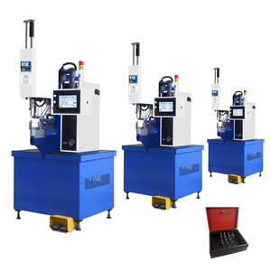 Máquina <span class=keywords><strong>de</strong></span> Clinchar Automática <span class=keywords><strong>de</strong></span> Acero al Carbono para <span class=keywords><strong>Tuercas</strong></span> M10, Pernos M8 y Separadores M6 - Product Image 5