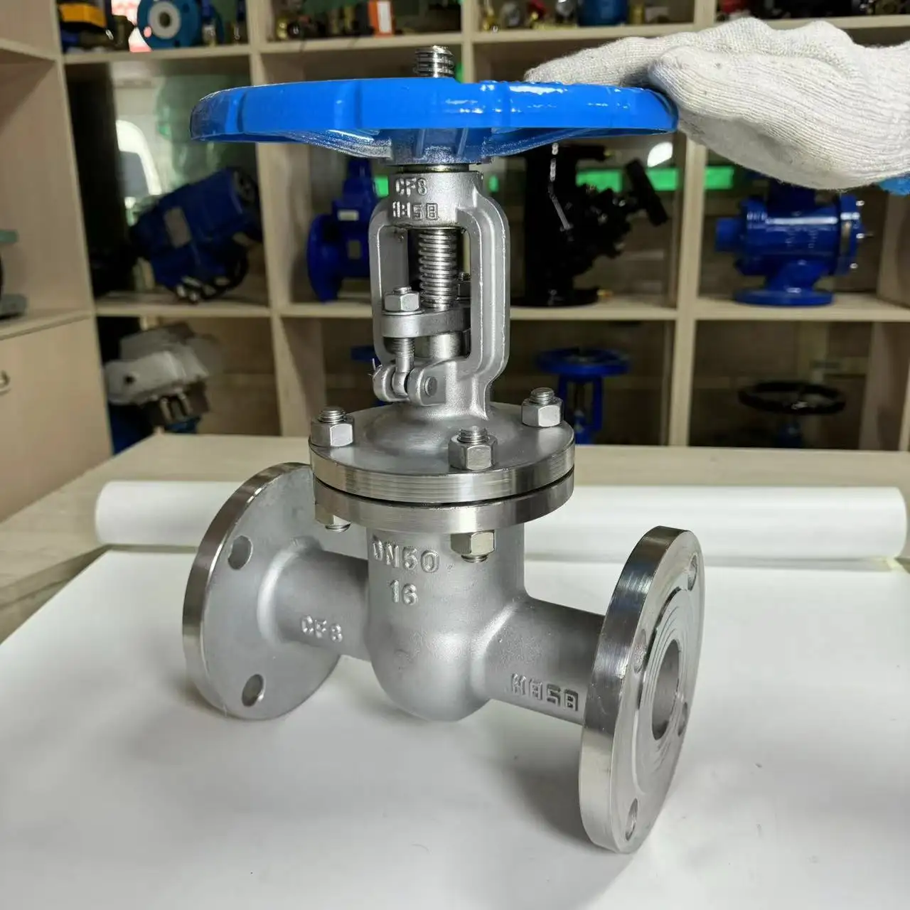 ANSI/API 150lb Stainless Steel 316 Carbon Alloy Oil Plant Flange Gate Valve with Hydraulic Cylinder