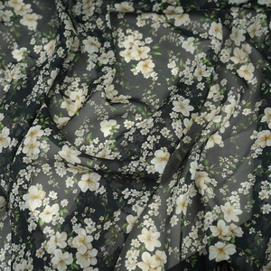 Nueva llegada 100% Mulberry Silk Printing <span class=keywords><strong>George</strong></span> Fabric Logotipo y tamaño personalizados - Product Image 4