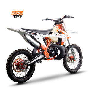 RUNPRO 2025 Vente d'usine Moto tout-terrain haute performance 250CC 2 temps à refroidissement liquide certifiée CE pour adultes 12L - Product Image 4