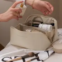 Büyük kapasiteli taşınabilir PU deri kozmetik çantası kadın makyaj çanta düzenleyici seyahat makyaj çantası