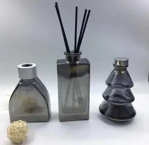 Albero Di Natale di vetro A Forma di Bottiglie di Profumo Diffusore a Lamella Con Adesivi Per La Decorazione Domestica