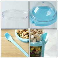 Custom Plastic 500Ml Fruit Cup Bedrukt Logo Wegwerp Roze Draagbare Salade Shaker Cup Met Deksel