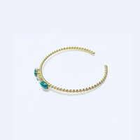 Bracelet ajustable torsadé minimaliste créatif en malachite plaqué or 18 carats avec fleur pierre de naissance pour femme