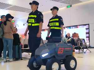 Voran 3D หุ่นยนต์ลาดตระเวนระบบรักษาความปลอดภัยอัตโนมัติ LIDAR Slam Ai สำหรับอุตสาหกรรมสวน - Product Image 6