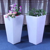 Pots de fleurs carrés à lumière LED et jardinières Pot de fleur carré élégant avec jardinière LED 16 couleurs IR télécommande Pot de fleur LED