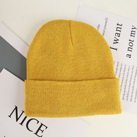 Nouveau bonnet chaud imperméable pour homme et femme, en acrylique jacquard tricoté, avec détails boutonnés, couleur unie, multicolore