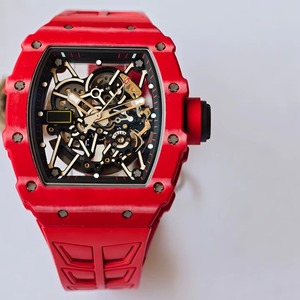 Reloj Umi de Alta Calidad con Esfera de Esqueleto, Correa de Caucho Roja y Movimiento con Correa de Caucho Roja - Product Image 3