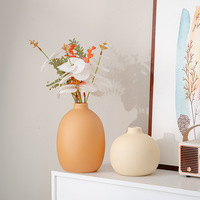 Ensemble de vases en céramique brune mate faits à la main ARM LVG, style minimaliste, vases à fleurs abstraits irréguliers modernes, décoration d'intérieur, récipient floral