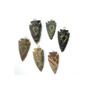 Meilleures ventes de pendentifs naturels sculptés à la main - Product Image 1