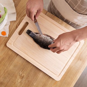 Tabla de cortar rectangular de madera de caucho, gruesa, con asa, para uso en la cocina - Product Image 3