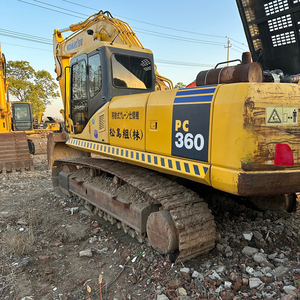 Excavatrice sur chenilles hydraulique Komatsu PC360 d'occasion de 36 tonnes, modèle 2022, avec moteur, boîte de vitesses, pompe, PLC, moteur, engrenages et godet de 1,6 m - Product Image 4