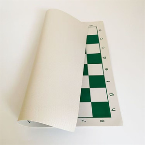 Jeu d'échecs international d'extérieur durable et souple à damier, plateau de jeu pliable en cuir avec pièces d'échecs en plastique pour enfants - Product Image 5
