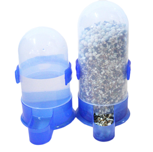 Botella de Agua para Pájaros de Plástico, <span class=keywords><strong>Bebedero</strong></span> para Animales Pequeños, Botellas de Agua de 800/500 ml para Mascotas, Loros - Product Image 1