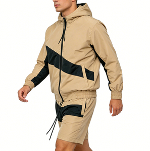 <span class=keywords><strong>Tuta</strong></span> Antivento Professionale Personalizzata con Logo, Colore Kaki, Stile Gorpcore Techwear, Set 2 Pezzi con Pantaloncini, Giacca Impermeabile con Cappuccio OEM - Product Image 4