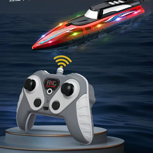 Bateau télécommandé avec lumières 2.4G modèle de hors-bord à grande vitesse bateau électrique puissant Yacht à double moteur jouet pour enfants
