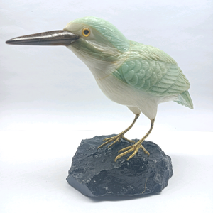 Cuarzo Azul/Calcita Negra, Tallado de Pájaro de Arte Popular para Regalos Navideños BJ1116 - Product Image 1