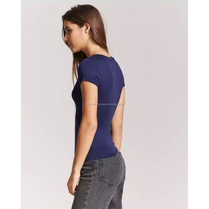 Camisetas ajustadas con cuello de pico profundo para mujer, camisas de moda con impresión personalizada y etiquetado, azul, para todas las ocasiones - Product Image 3