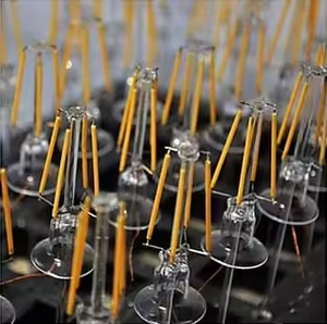 Chứng nhận cổ điển <span class=keywords><strong>A60</strong></span> Edison <span class=keywords><strong>Filament</strong></span> <span class=keywords><strong>Led</strong></span> <span class=keywords><strong>Bulb</strong></span> Glass cho B22/E27/E14 Dimmable 110-220V 2-năm bảo hành khu dân cư trang trí - Product Image 5