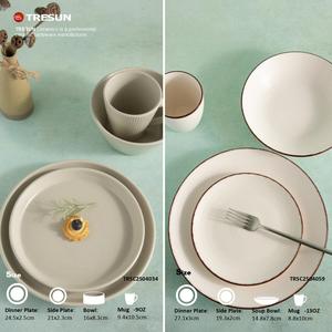 Service de table en grès de couleur mate avec bordure en terre cuite pour 4 personnes - Product Image 6