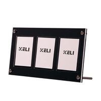 Cadre d'affichage debout en acrylique de qualité supérieure personnalisé pour 3 PS-A à fentes Carte à gradation PS Vitrine de paquet de cartes en acrylique