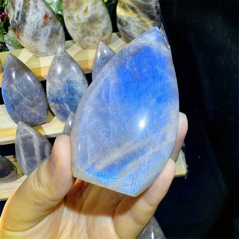 บลูมูนสโตน ฟรีฟอร์ม