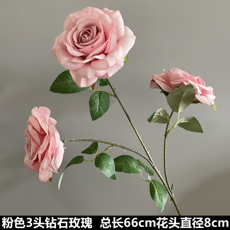 3 roses tête diamant