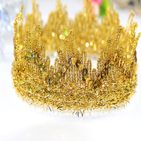 Accessoires vestimentaires : Bordure en dentelle métallique or et argent, garniture à sequins, dentelle brodée jaune doré, dentelle dorée