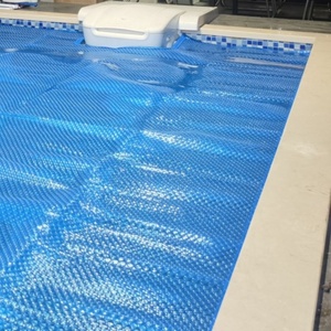 Couverture de <span class=keywords><strong>piscine</strong></span> protectrice 400 <span class=keywords><strong>microns</strong></span> <span class=keywords><strong>bulle</strong></span> bleue grandes piscines à couverture solaire flottantes pour <span class=keywords><strong>piscine</strong></span> souterraine - Product Image 2