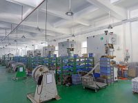 Fabrication de tôles en acier inoxydable OEM, services de pliage de tôles pour l'équipement industriel automobile